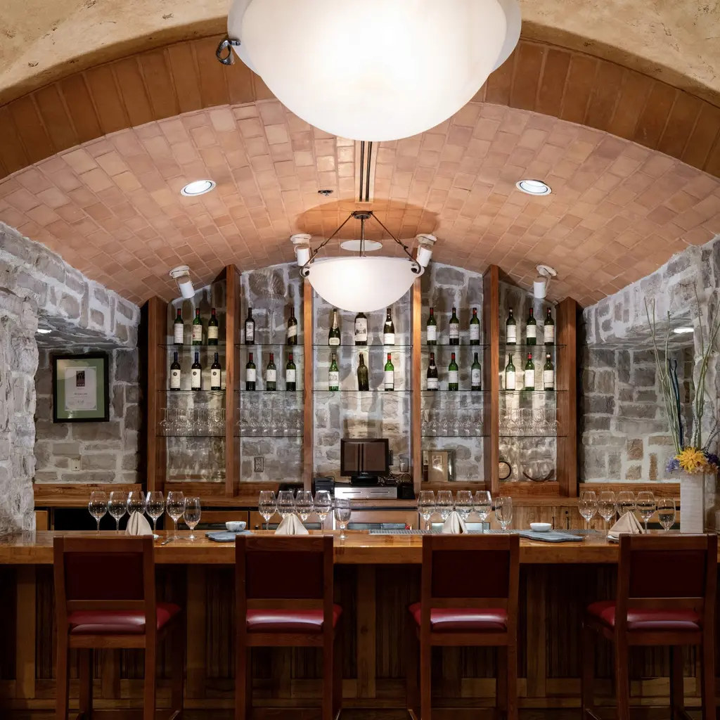 Private Tasting Room & Bar
